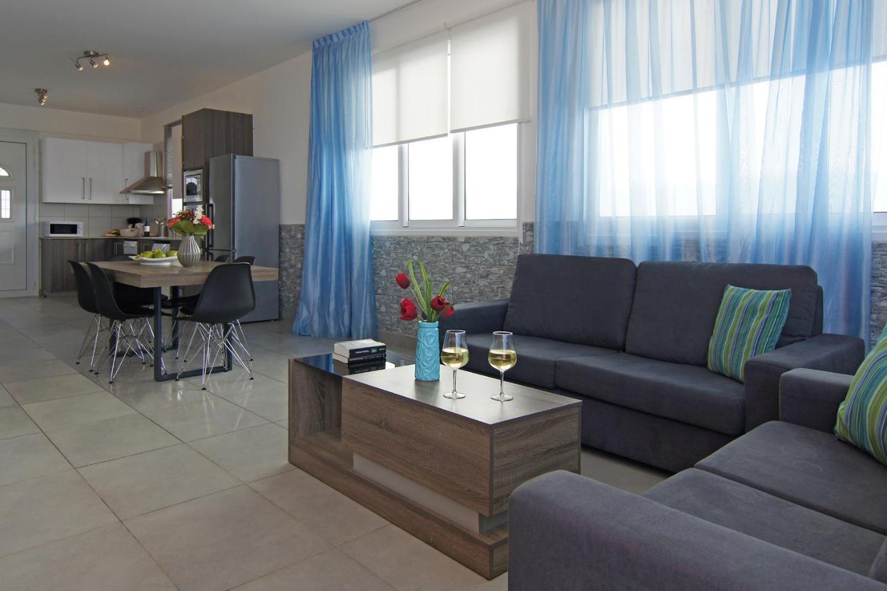 Ivory - Seafront Villa Ayía Nápa